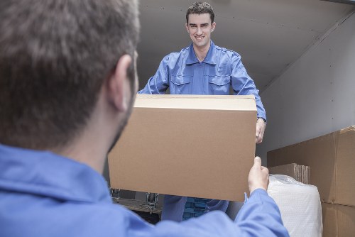 House removals planning in Arnosgrove residential street